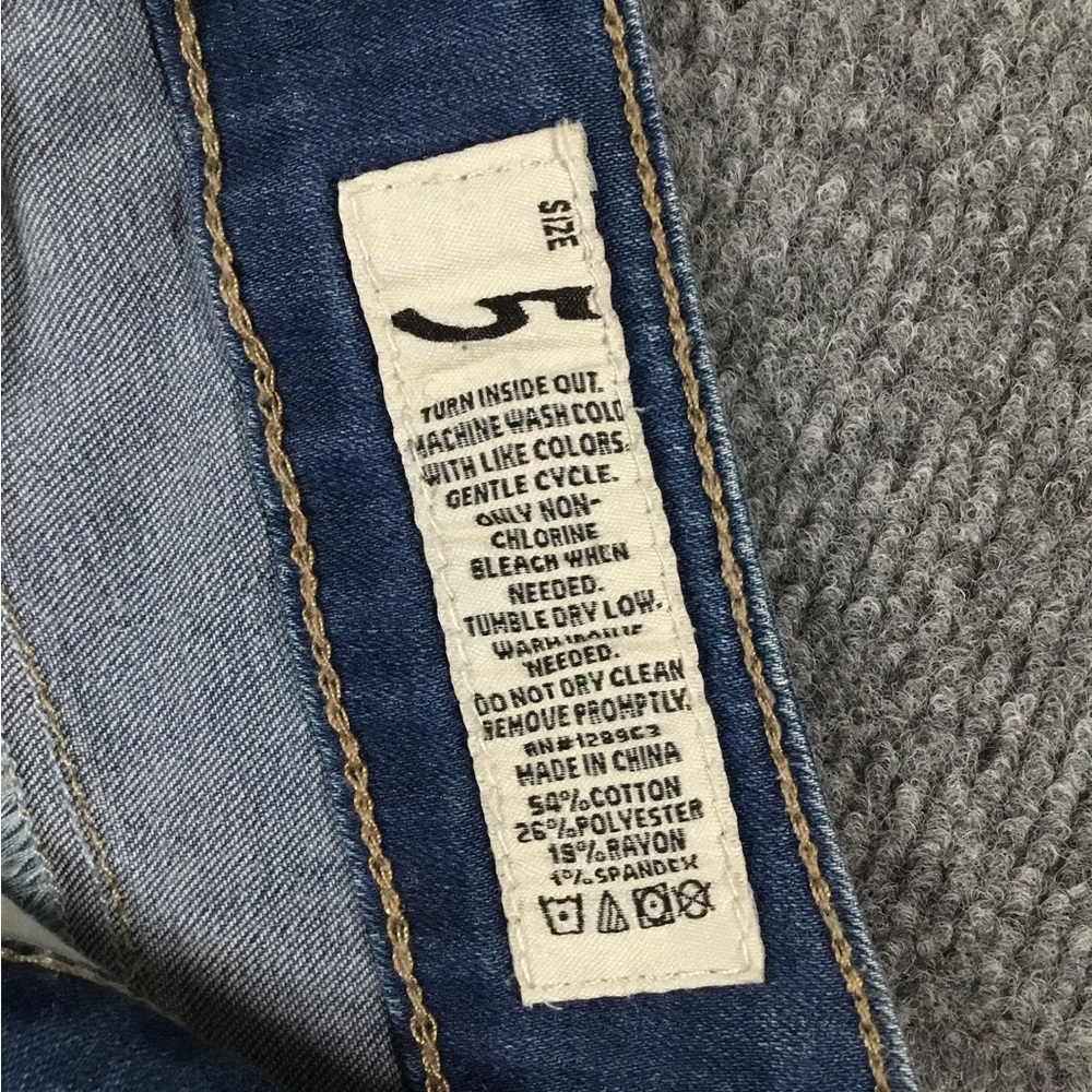 Indigo Rein distressed and embellished jeans juniors/teens size 5 - Picture 9 of 11